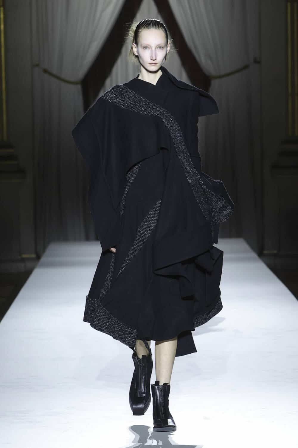 Yohji Yamamoto: Ready-To-Wear AW25 - 10 Magazine
